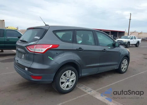 2015 Ford Escape S z USA, uszkodzony, nr VIN 1FMCU0F70FUB31691